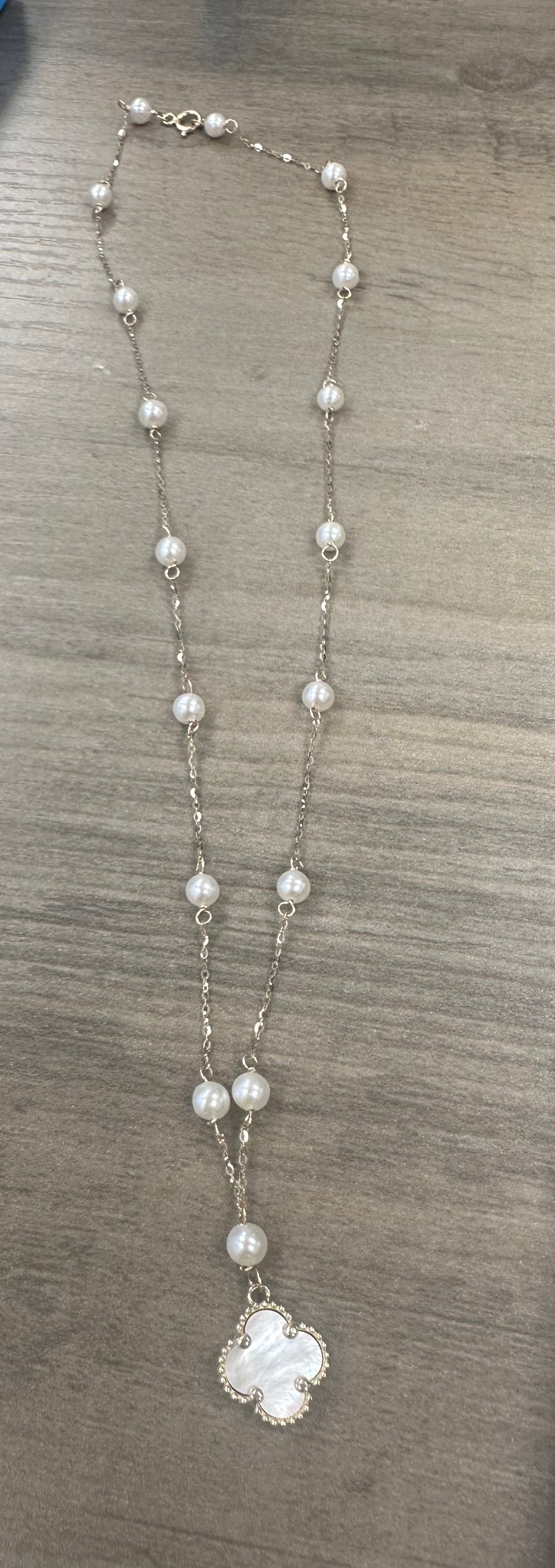 14K YG Pearl Necklace with Clover Pendant